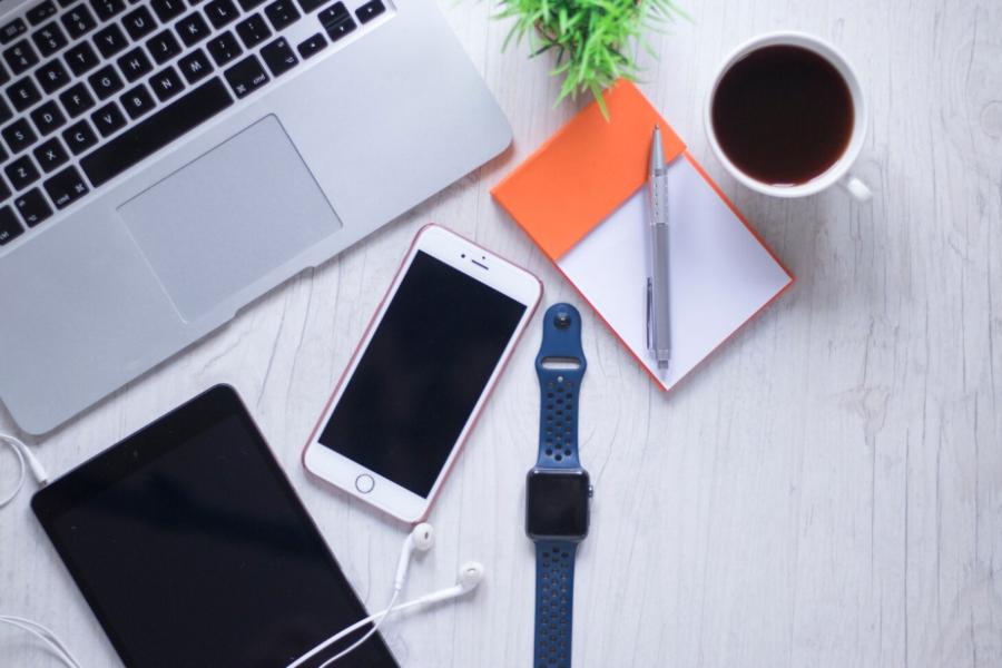 Simple Tech Tools That Make Everyday Life Easier